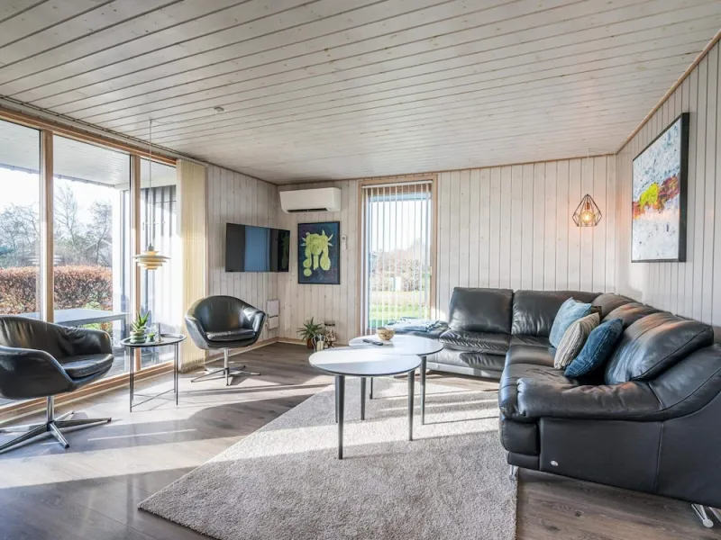 Billede 9 af 6 Person Holiday Home in Tarm