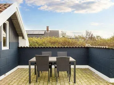 Billede 22 af 6 Person Holiday Home in Vemb