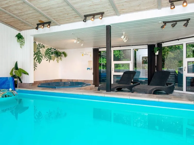 Billede 11 af Refined Holiday Home in Glesborg near Sea