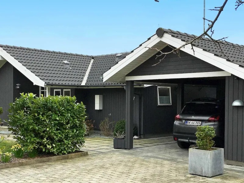 Billede 6 af Cozy Holiday Home in Lolland near Beach