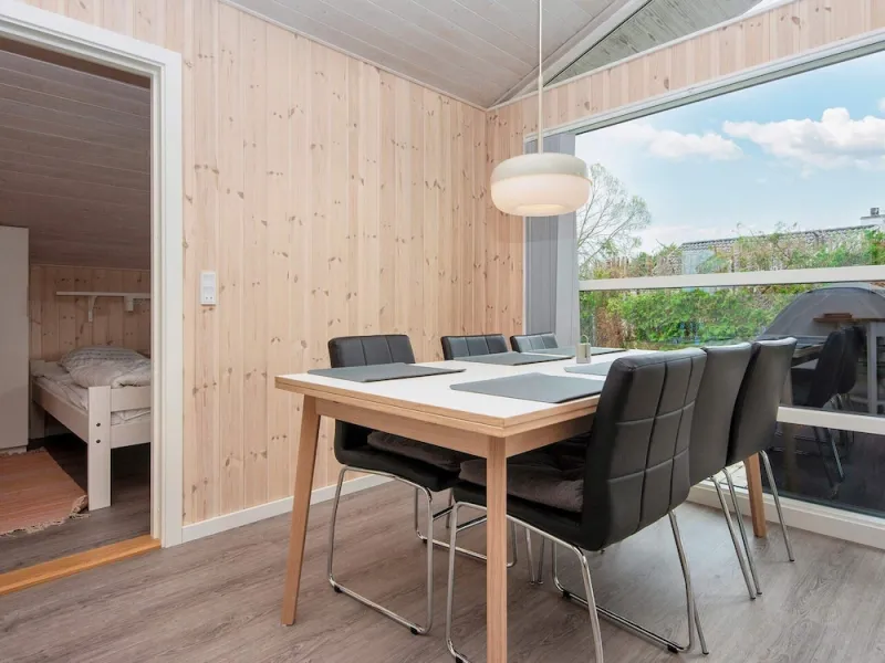 Billede 10 af 6 Person Holiday Home in Bjert-by Traum
