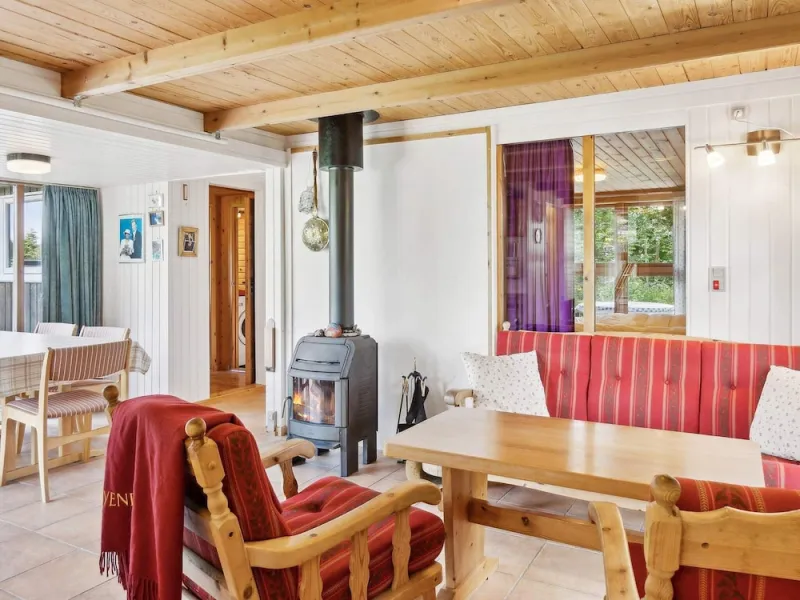 Billede 2 af 7 Person Holiday Home in Kolind-by Traum