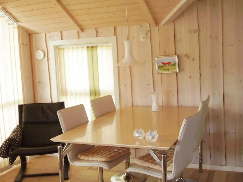 Billede 4 af 5 Person Holiday Home in Rodby-by Traum