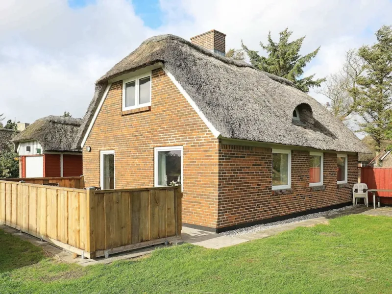 6 Person Holiday Home in Ulfborg