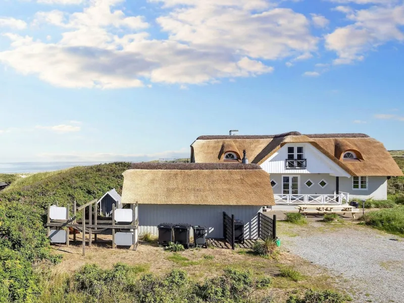 12 Person Holiday Home in Hirtshals-by Traum