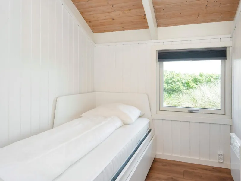 Billede 2 af 4 Person Holiday Home in Hvide Sande