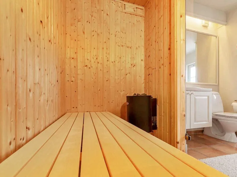 Billede 9 af 6 Person Holiday Home in Vejby-by Traum