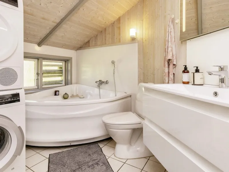 Billede 28 af 4 Star Holiday Home in Praesto