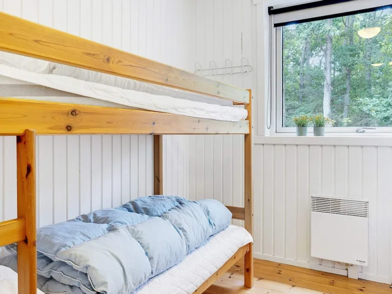 Billede 2 af 8 Person Holiday Home in Albaek