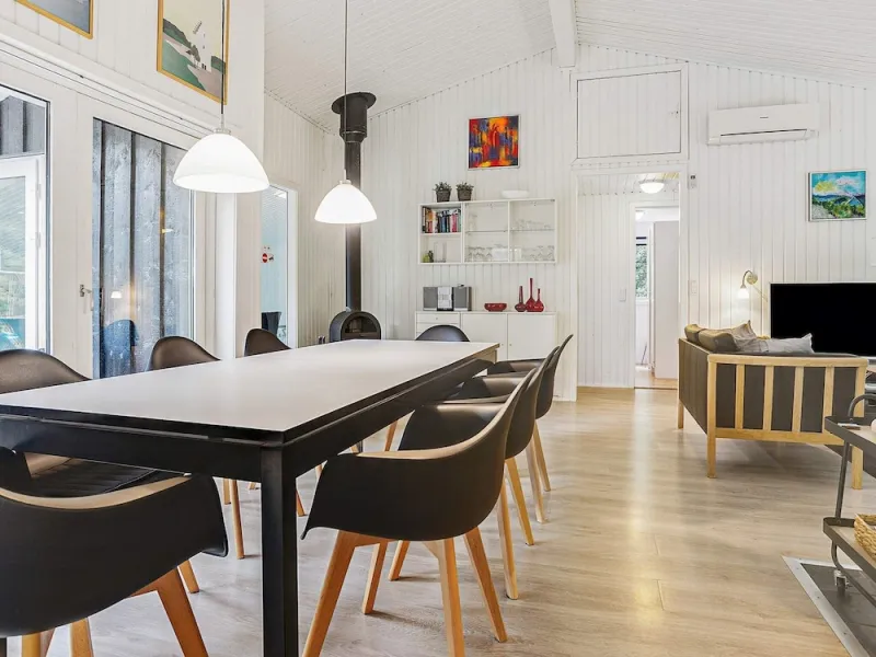 Billede 10 af 8 Person Holiday Home in Albaek
