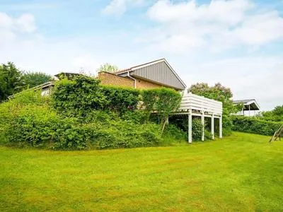 Billede 23 af 6 Person Holiday Home in Broager