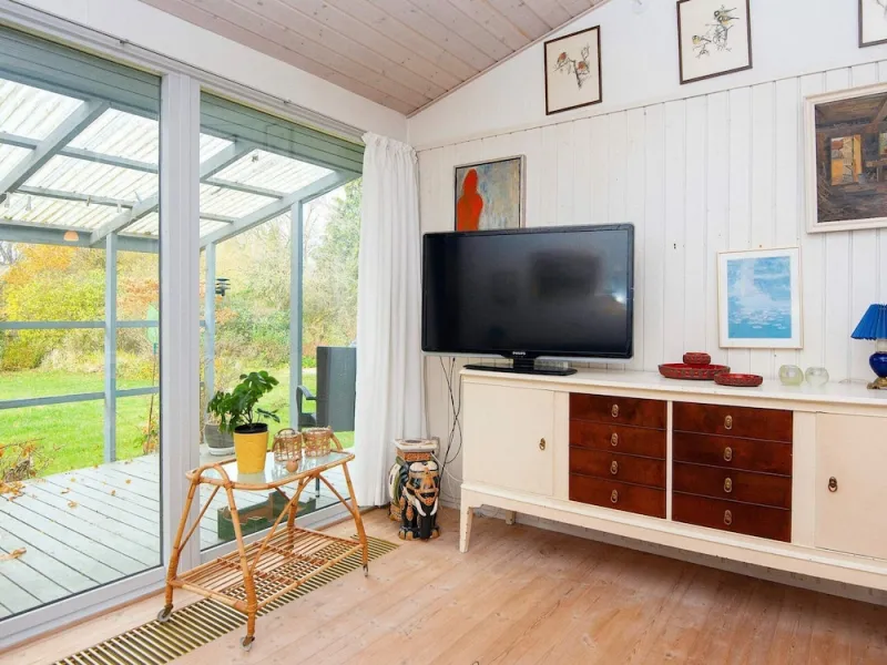 Billede 2 af 8 Person Holiday Home in Farvang