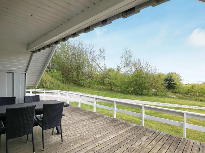 Billede 3 af 8 Person Holiday Home in Spottrup-by Traum