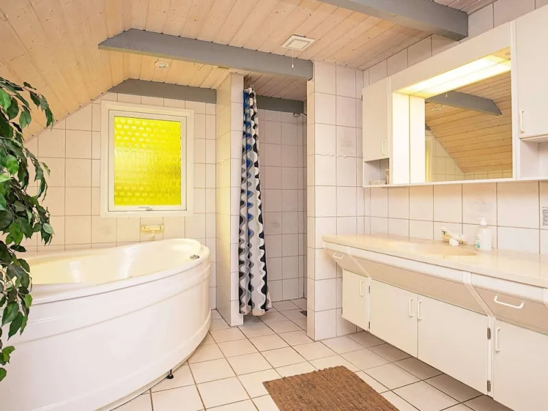 Billede 5 af 8 Person Holiday Home in Spottrup-by Traum