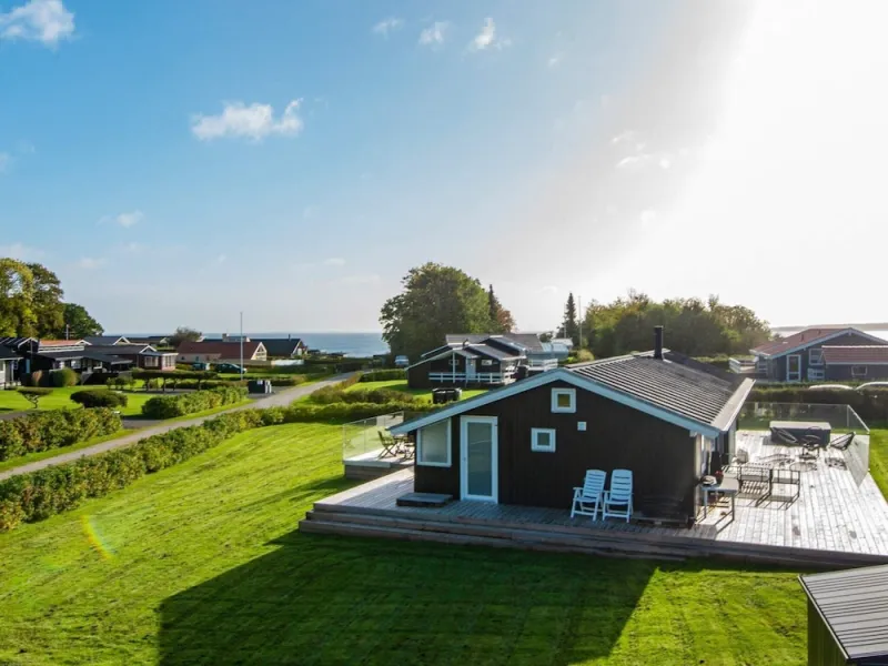 Billede 2 af 8 Person Holiday Home in Juelsminde
