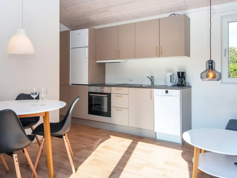 Billede 4 af Splendid Cabin in Camping Resort