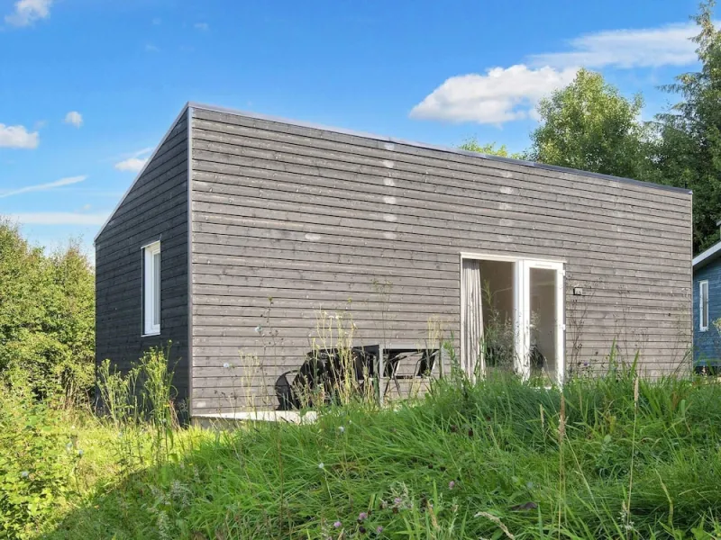 Billede 6 af Splendid Cabin in Camping Resort