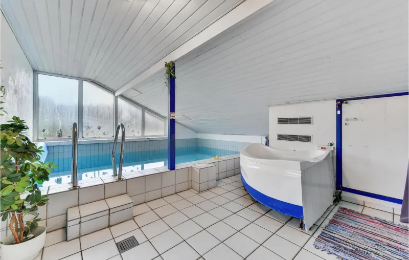 Amazing Home In Hvide Sande With Sauna photo 11