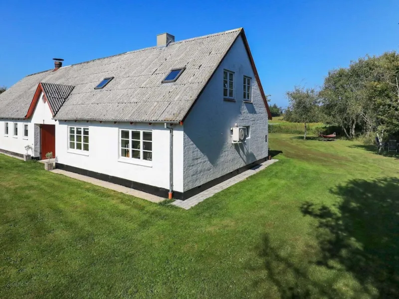 6 Person Holiday Home in Hjorring