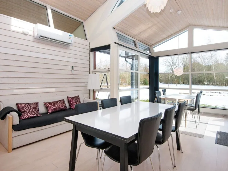 Billede 2 af 6 Person Holiday Home in Vemb-by Traum