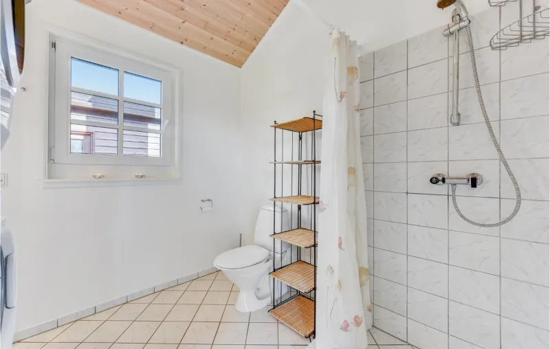 2 Bedroom Beautiful Home In Skjern photo 5