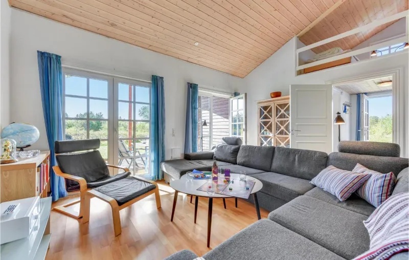 2 Bedroom Beautiful Home In Skjern photo 12