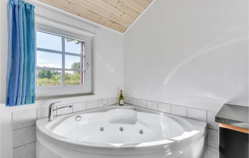 2 Bedroom Beautiful Home In Skjern photo 16