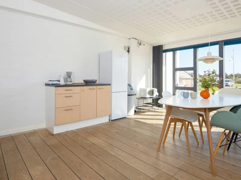 Billede 29 af Apartment With Shared Kitchen in Vederso