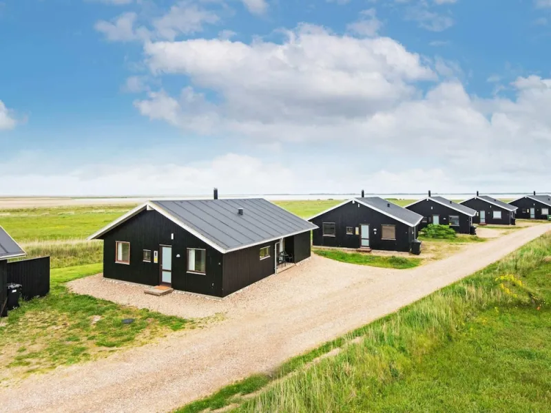 8 Person Holiday Home in Ulfborg