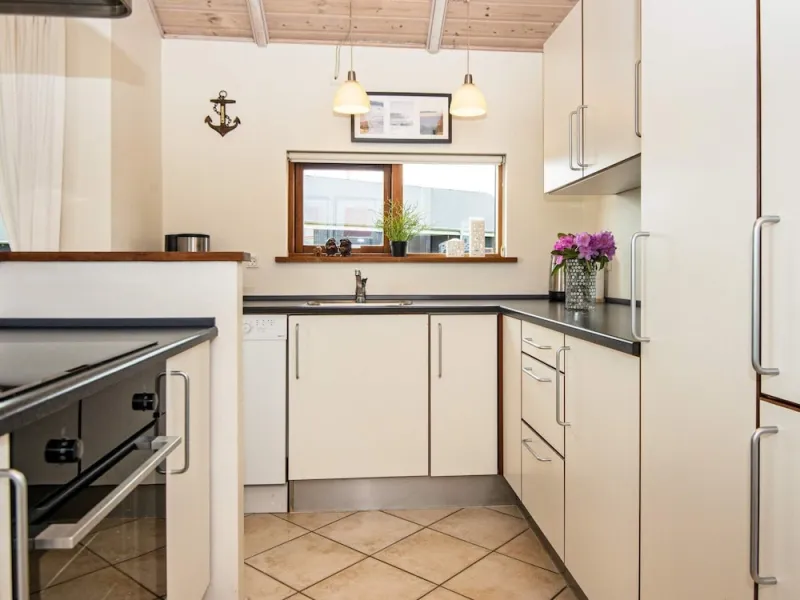Billede 8 af 8 Person Holiday Home in Ulfborg