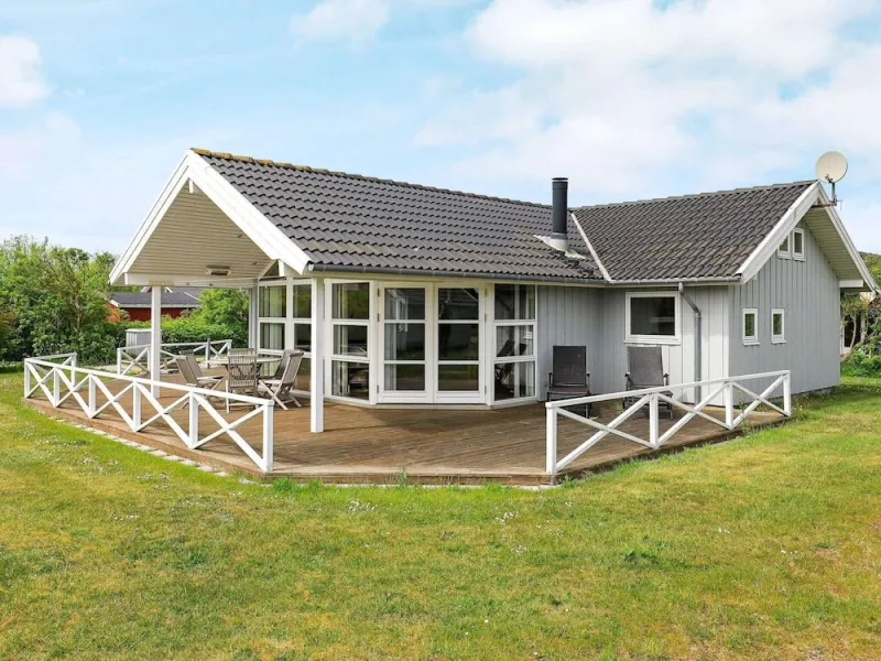 8 Person Holiday Home in Lemvig-by Traum