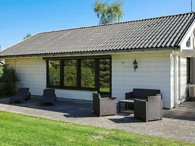 Billede 22 af 6 Person Holiday Home in Gedser-by Traum