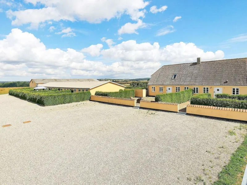 Billede 9 af Spacious Holiday Home in Faaborg near Coast
