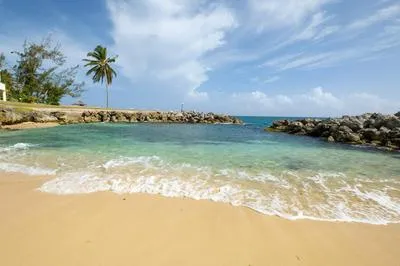 Billede 2 af Jamaica Time Driftwood at Sea Palms 3BR 3BA Condo in Ocho Rios with Pool and Beach Front with Views ONLY 10 Mins from Ochi Intl Airport Direct flight from