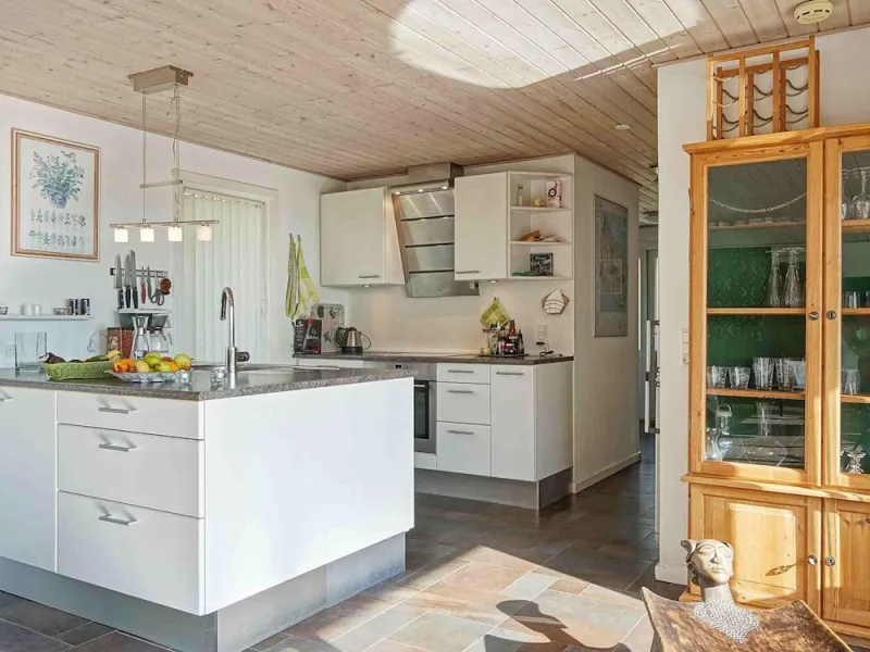 Billede 10 af 4 Person Holiday Home in Aakirkeby