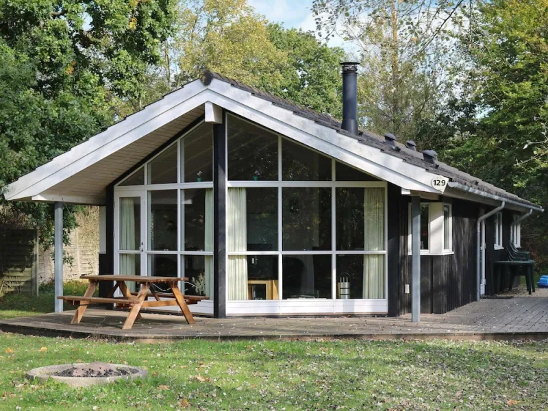 Billede 4 af Cozy Holiday Home in Hadsund near Family Friendly Beach