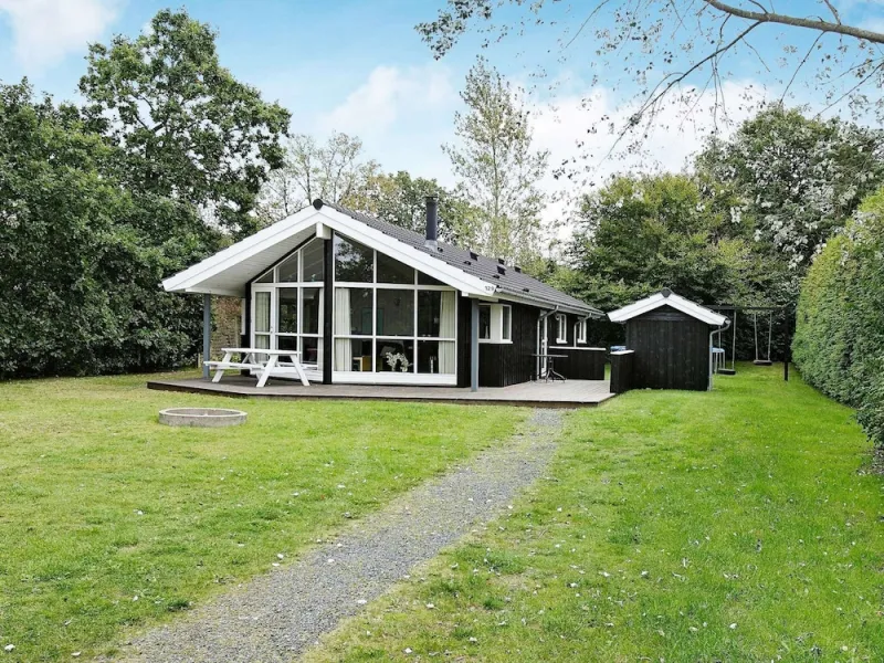 Billede 7 af Cozy Holiday Home in Hadsund near Family Friendly Beach