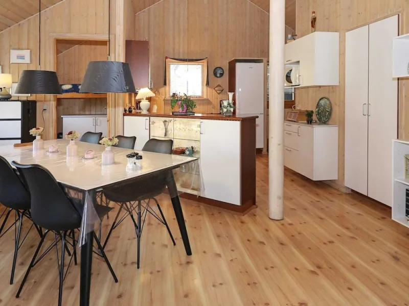 Billede 7 af 10 Person Holiday Home in Hadsund