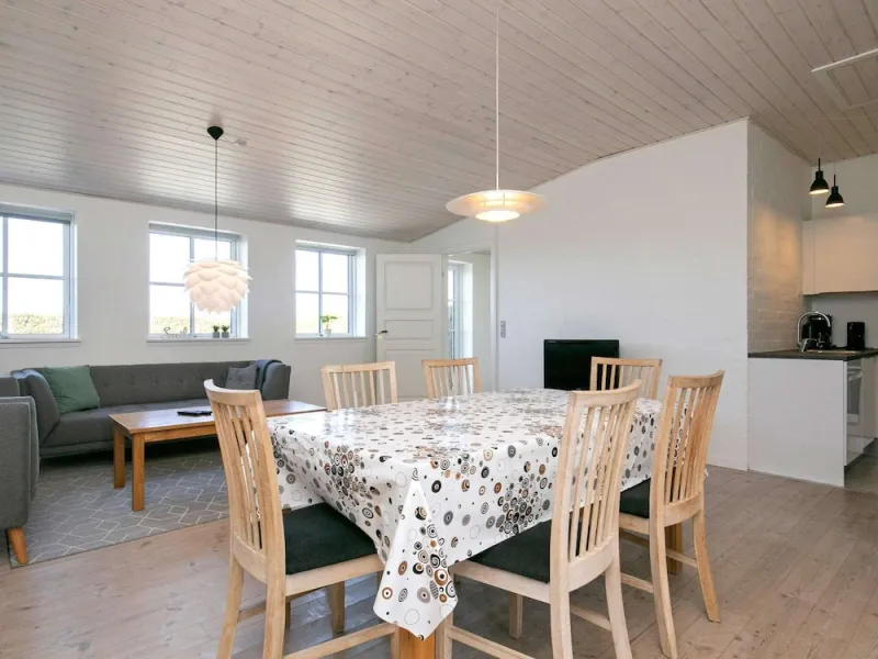 Billede 9 af 6 Person Holiday Home in Faaborg-by Traum