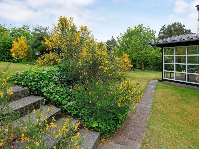 Billede 9 af 4 Person Holiday Home in Hojslev