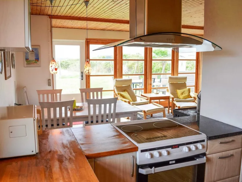 Billede 6 af 6 Person Holiday Home in Lokken