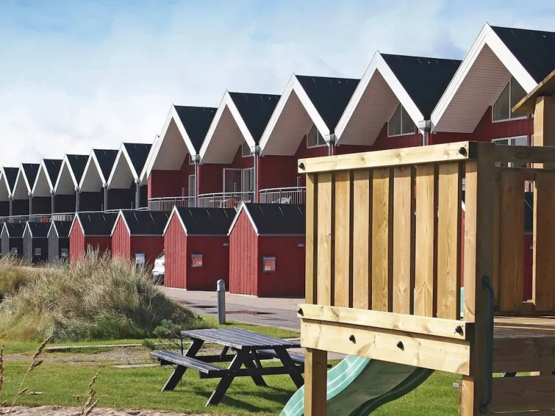 Billede 9 af 8 Person Holiday Home in Lokken