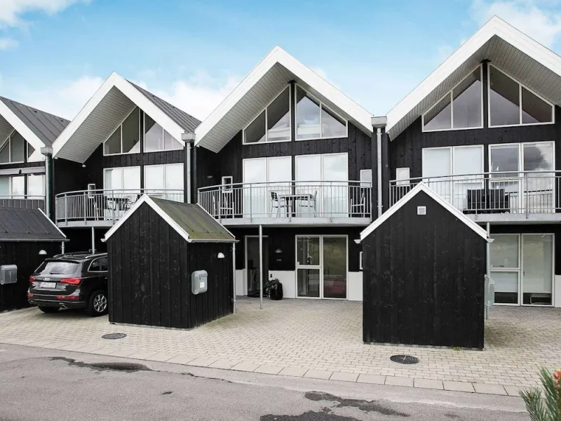 Billede 10 af 8 Person Holiday Home in Lokken