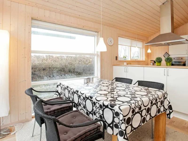 Billede 10 af Spacious Holiday Home in Tranekær near Sea