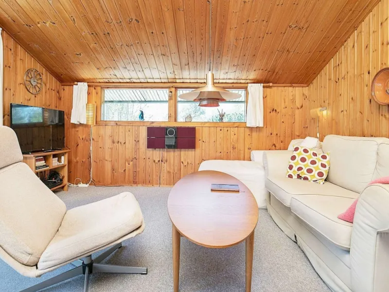 Billede 2 af Vintage Holiday Home in Jutland near Child Friendly Beach