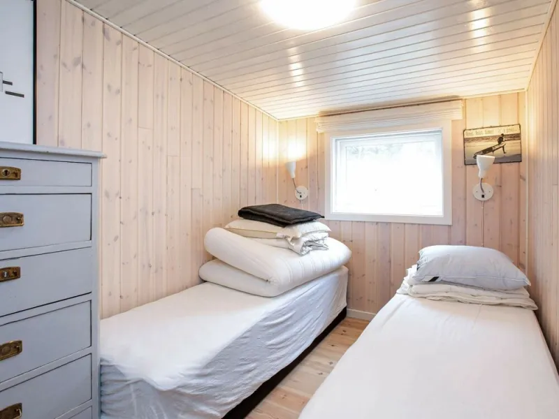 Billede 6 af 6 Person Holiday Home in Hojby