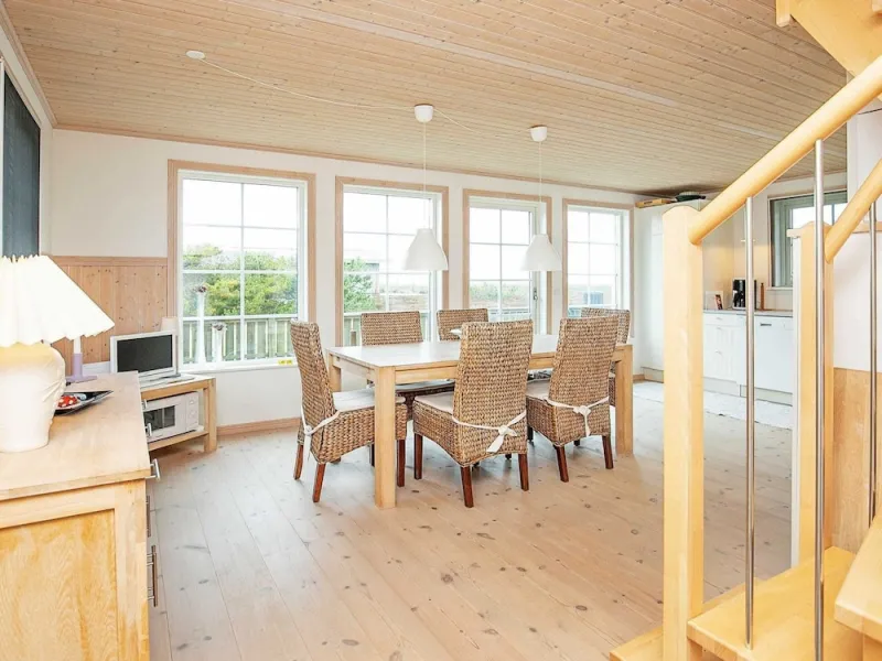Billede 3 af 6 Person Holiday Home in Laeso