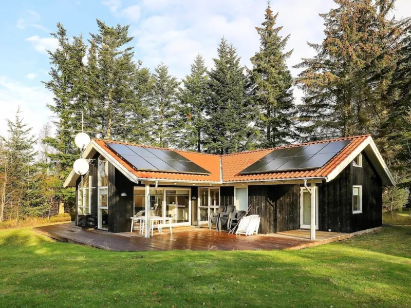 12 Person Holiday Home in Hals-by Traum