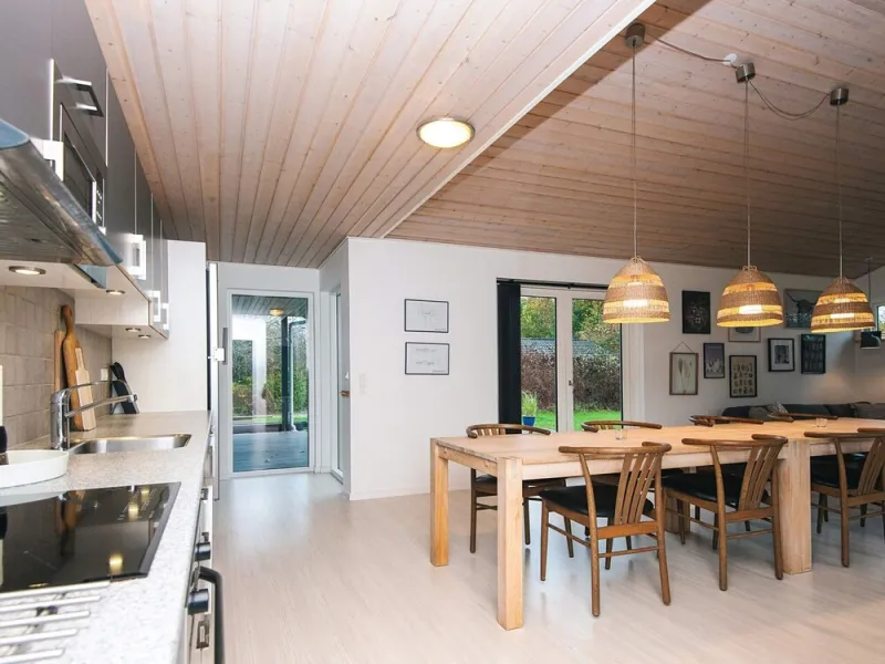 Billede 18 af 10 Person Holiday Home in Glesborg-by Traum