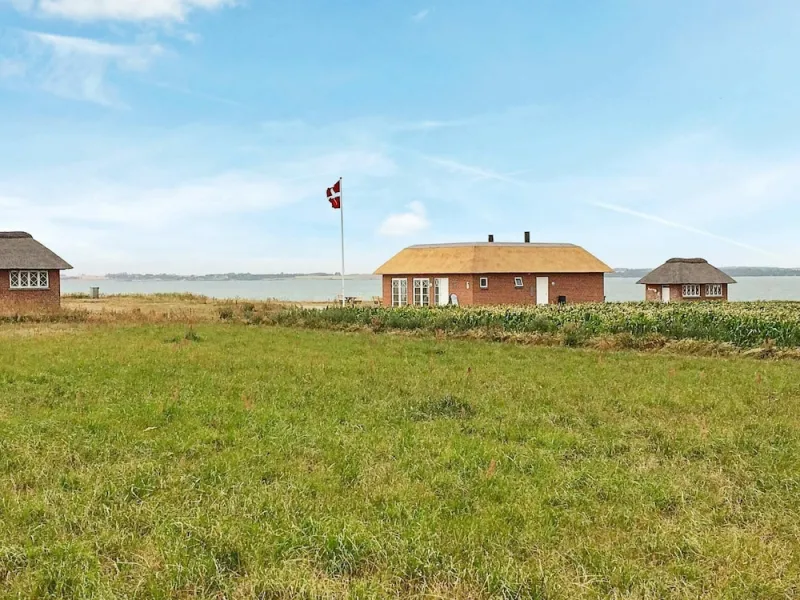 6 Person Holiday Home in Spottrup-by Traum